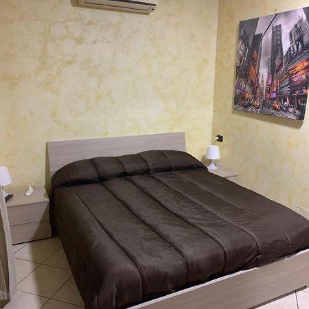 Airport Bedroom House Катания Экстерьер фото